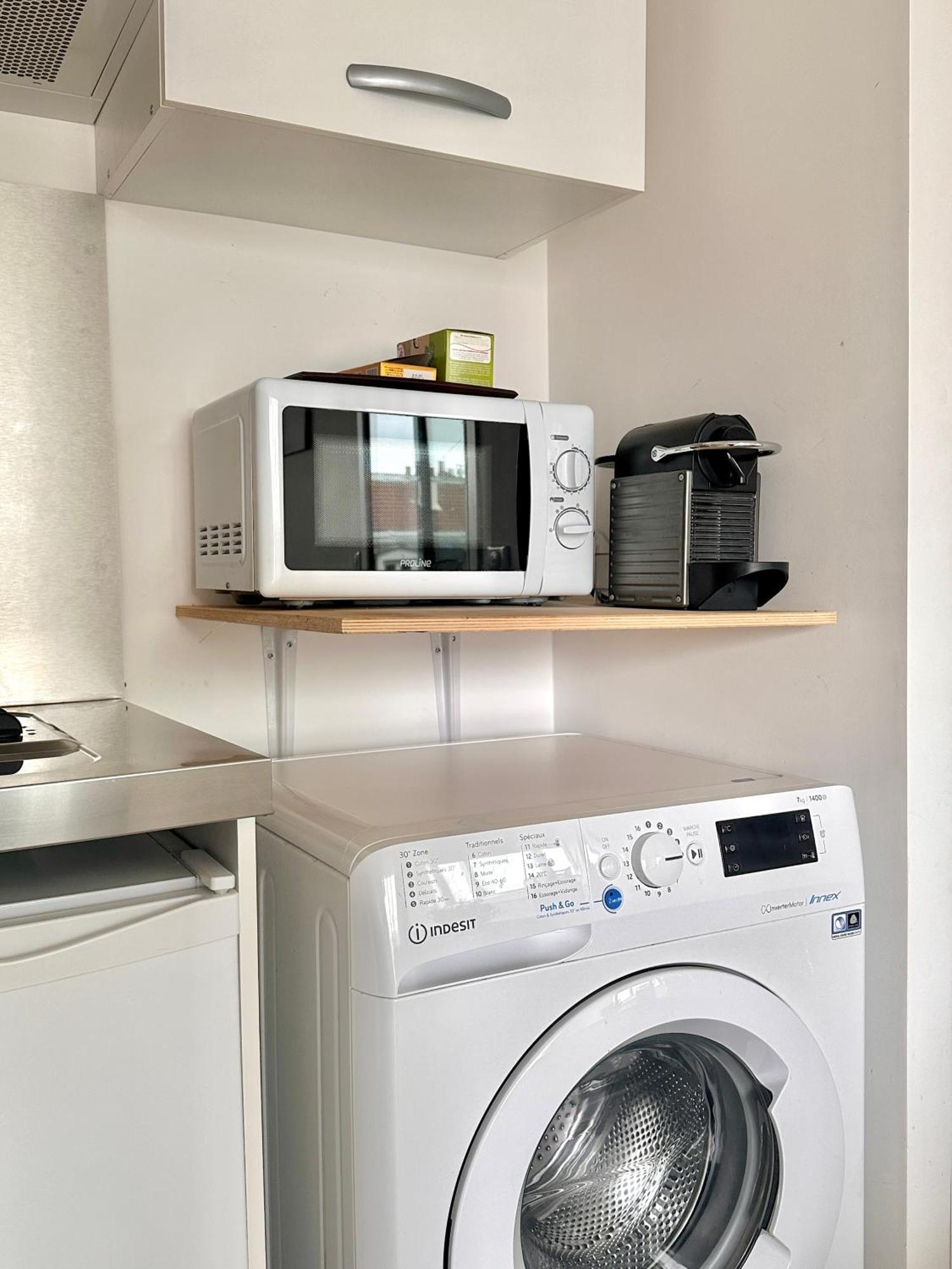 Stylish And Modern Studio In Tolbiac * Parijs
